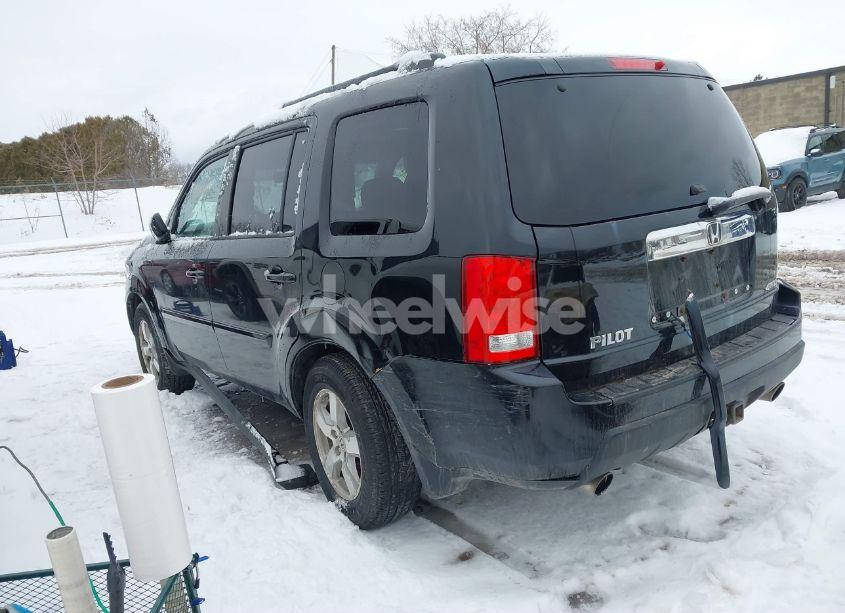 Photo 3 of 2011 Honda Pilot EX-L (VIN 5FNYF4H56BB083088)