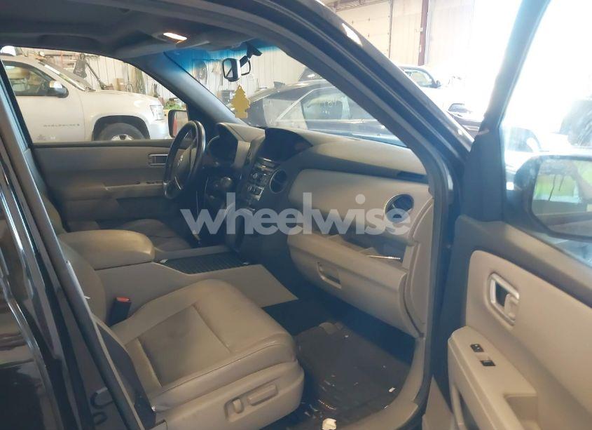 Photo 5 of 2012 Honda Pilot EX-L (VIN 5FNYF4H56CB033065)