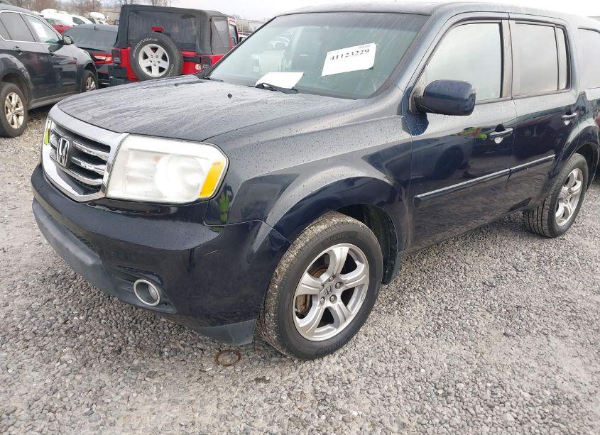 Photo 2 of 2012 Honda Pilot EX-L (VIN 5FNYF4H56CB064154)