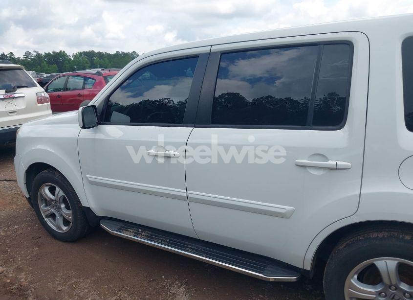 Photo 15 of 2013 Honda Pilot EX-L (VIN 5FNYF4H56DB007602)