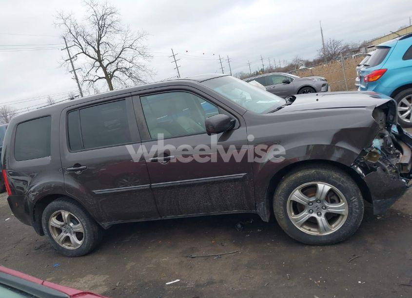 Photo 13 of 2013 Honda Pilot EX-L (VIN 5FNYF4H56DB040552)