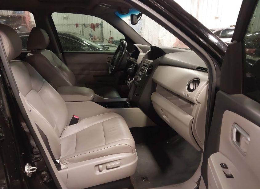 Photo 5 of 2013 Honda Pilot EX-L (VIN 5FNYF4H56DB067086)