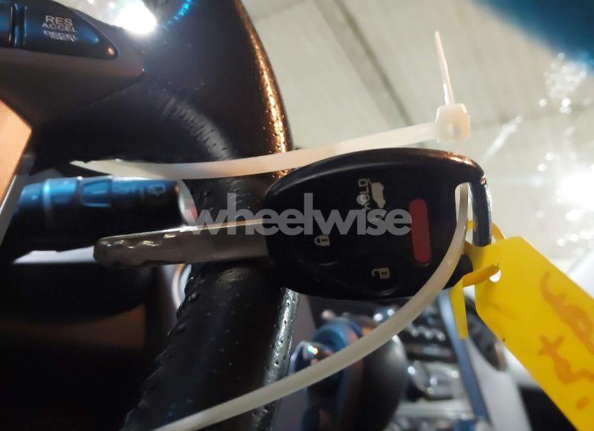 Photo 11 of 2015 Honda Pilot EX-L (VIN 5FNYF4H56FB012687)