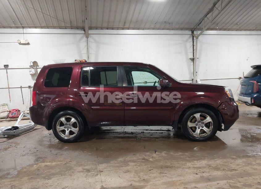 Photo 13 of 2015 Honda Pilot EX-L (VIN 5FNYF4H56FB012687)