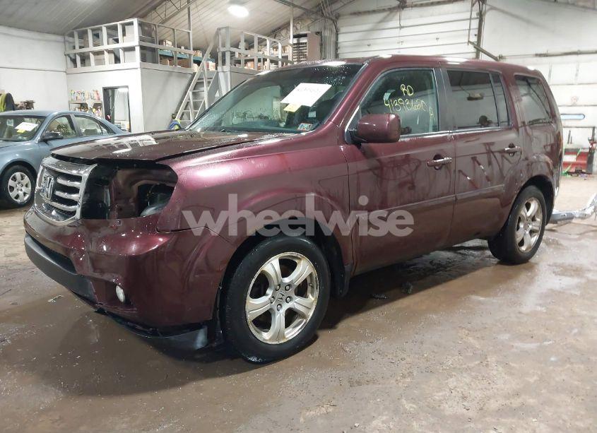 Photo 2 of 2015 Honda Pilot EX-L (VIN 5FNYF4H56FB012687)