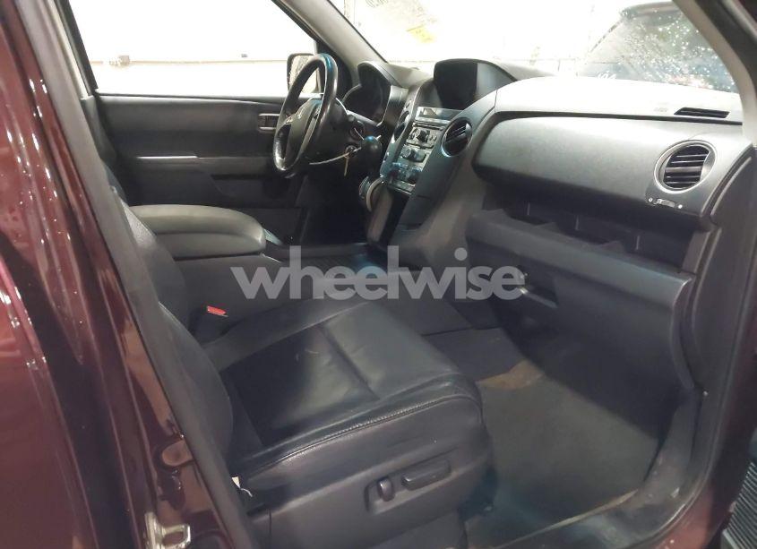 Photo 5 of 2015 Honda Pilot EX-L (VIN 5FNYF4H56FB012687)