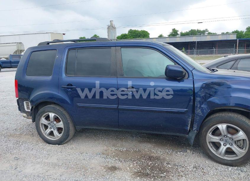 Photo 13 of 2015 Honda Pilot EX-L (VIN 5FNYF4H56FB040909)