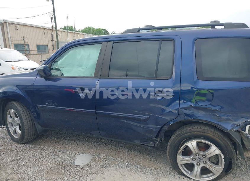 Photo 14 of 2015 Honda Pilot EX-L (VIN 5FNYF4H56FB040909)