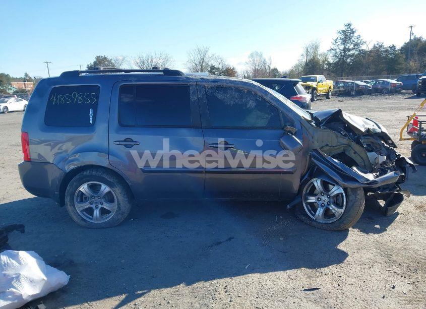 Photo 14 of 2015 Honda Pilot EX-L (VIN 5FNYF4H56FB041834)