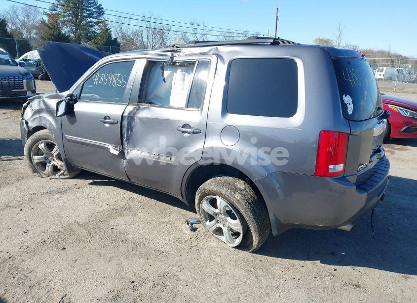 Photo 3 of 2015 Honda Pilot EX-L (VIN 5FNYF4H56FB041834)