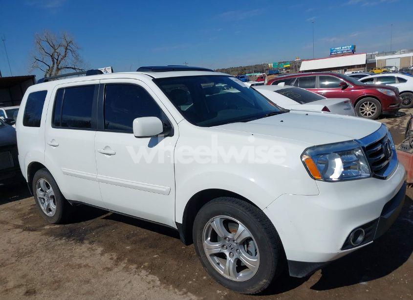 Photo 13 of 2015 Honda Pilot EX-L (VIN 5FNYF4H56FB061209)