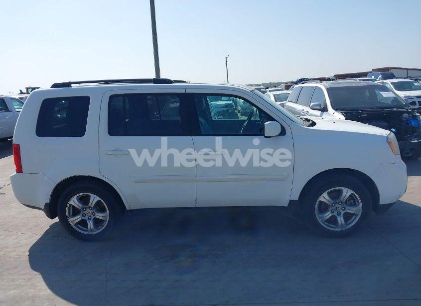 Photo 13 of 2015 Honda Pilot EX-L (VIN 5FNYF4H56FB061663)