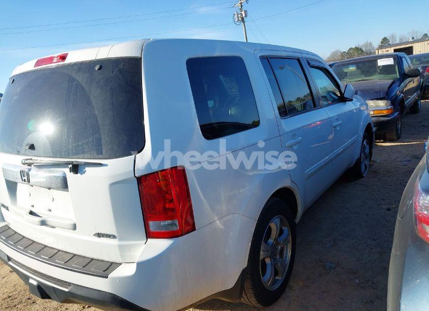 Photo 4 of 2015 Honda Pilot EX-L (VIN 5FNYF4H56FB073781)