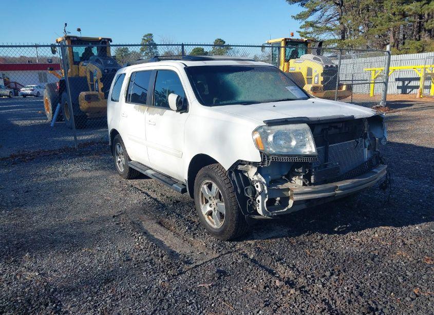 2010 Honda Pilot EX-L (VIN 5FNYF4H57AB004462) main photo