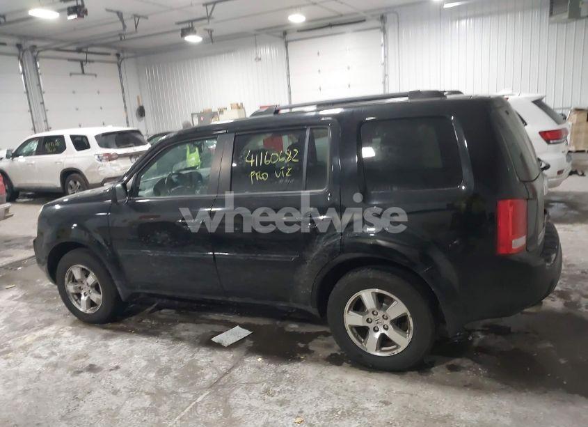 Photo 14 of 2011 Honda Pilot EX-L (VIN 5FNYF4H57BB001191)