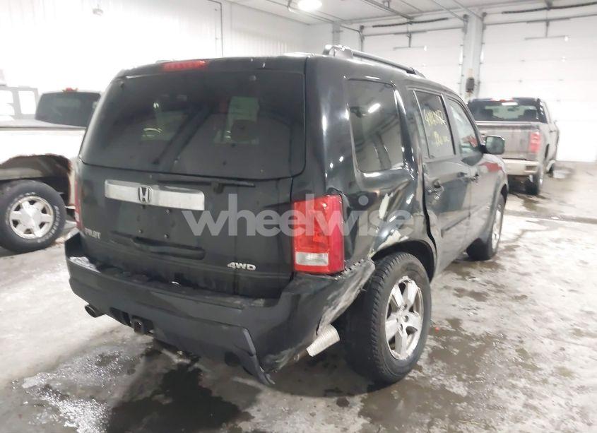 Photo 6 of 2011 Honda Pilot EX-L (VIN 5FNYF4H57BB001191)