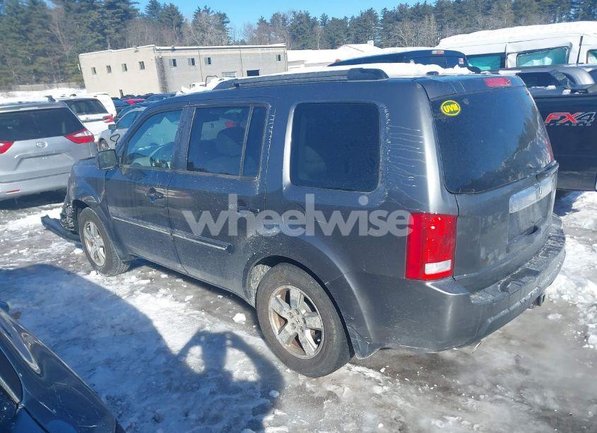 Photo 3 of 2011 Honda Pilot EX-L (VIN 5FNYF4H57BB043554)