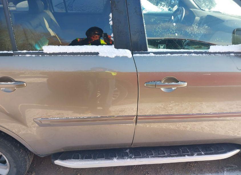 Photo 13 of 2011 Honda Pilot EX-L (VIN 5FNYF4H57BB050990)