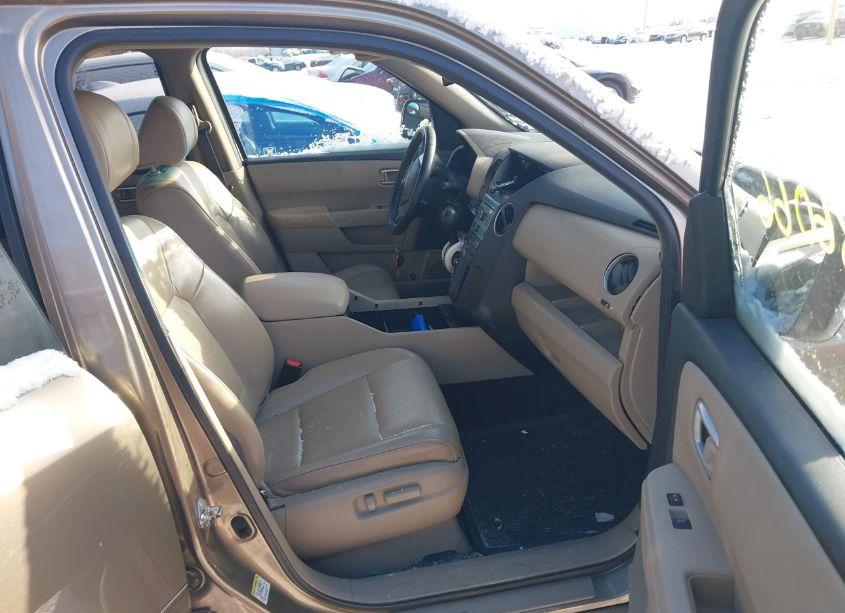 Photo 5 of 2011 Honda Pilot EX-L (VIN 5FNYF4H57BB050990)