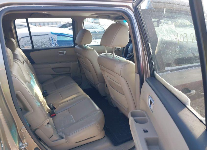 Photo 8 of 2011 Honda Pilot EX-L (VIN 5FNYF4H57BB050990)