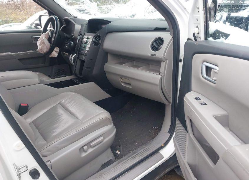 Photo 5 of 2011 Honda Pilot EX-L (VIN 5FNYF4H57BB067062)