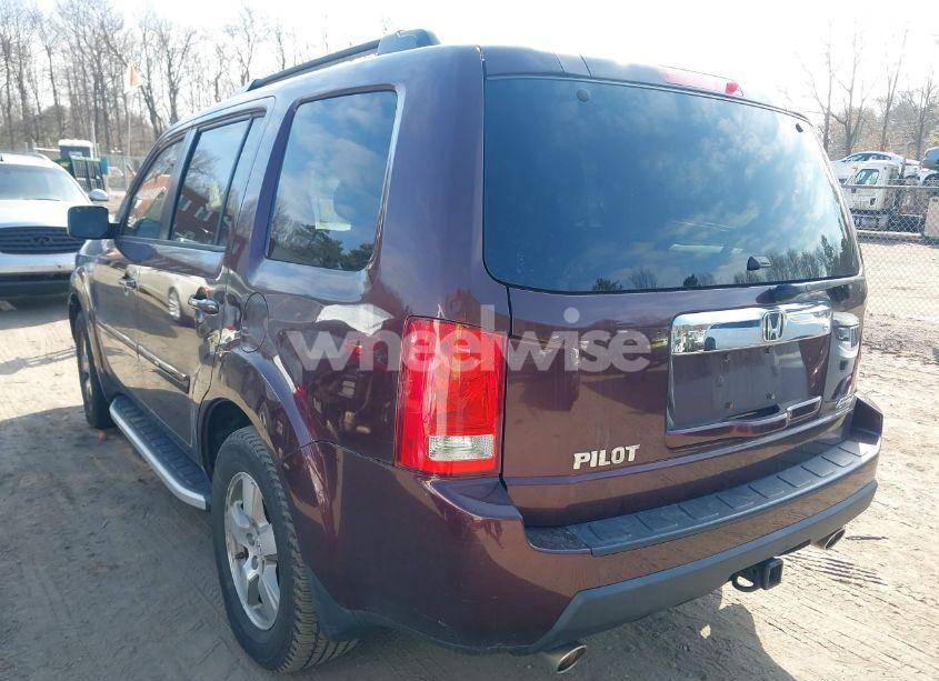 Photo 3 of 2011 Honda Pilot EX-L (VIN 5FNYF4H57BB072620)