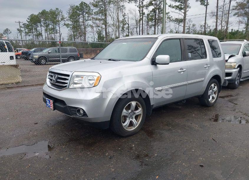 Photo 2 of 2012 Honda Pilot EX-L (VIN 5FNYF4H57CB020714)