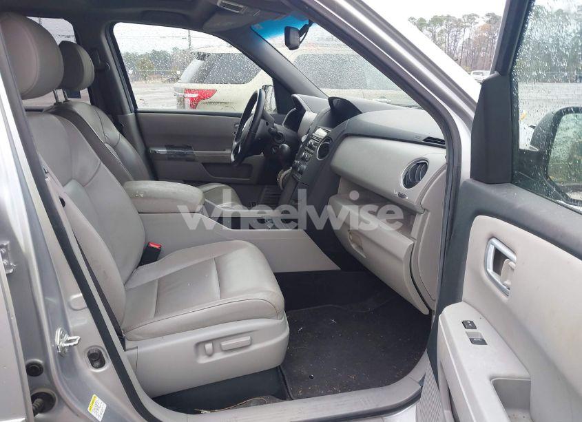 Photo 5 of 2012 Honda Pilot EX-L (VIN 5FNYF4H57CB020714)