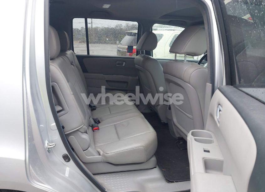 Photo 8 of 2012 Honda Pilot EX-L (VIN 5FNYF4H57CB020714)