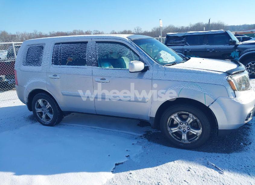 Photo 13 of 2012 Honda Pilot EX-L (VIN 5FNYF4H57CB042079)