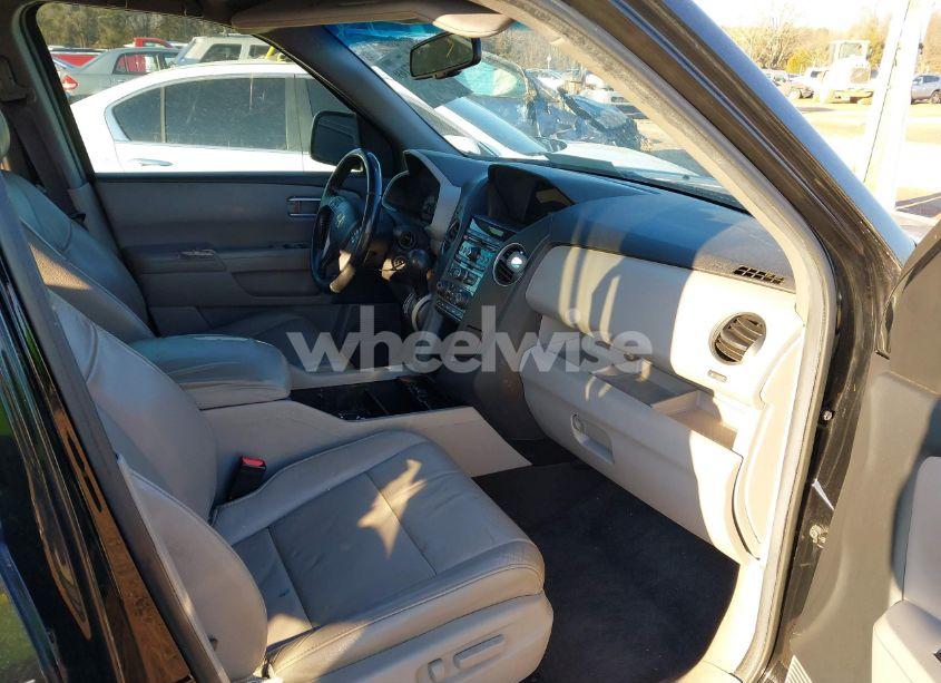 Photo 5 of 2013 Honda Pilot EX-L (VIN 5FNYF4H57DB003218)