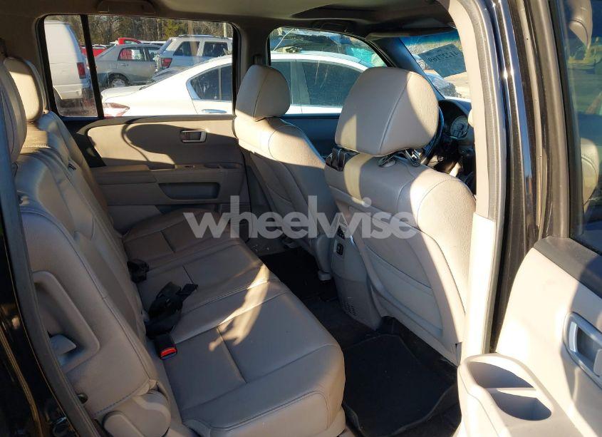 Photo 8 of 2013 Honda Pilot EX-L (VIN 5FNYF4H57DB003218)