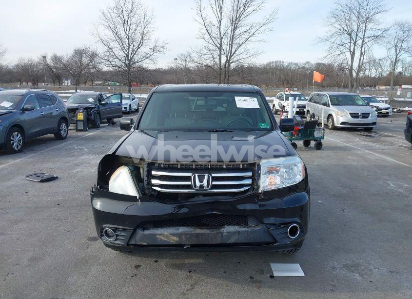 Photo 12 of 2013 Honda Pilot (VIN 5FNYF4H57DB011514)