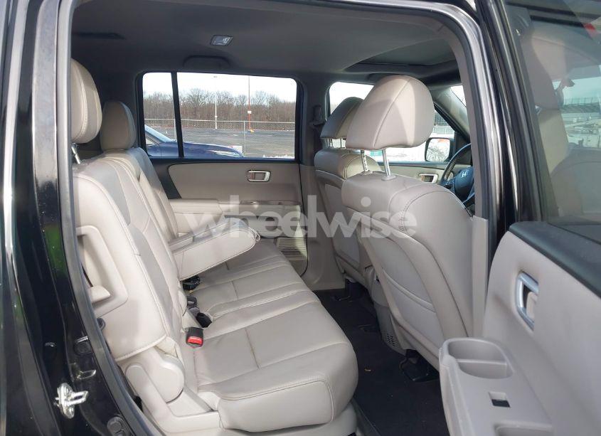 Photo 8 of 2013 Honda Pilot (VIN 5FNYF4H57DB011514)