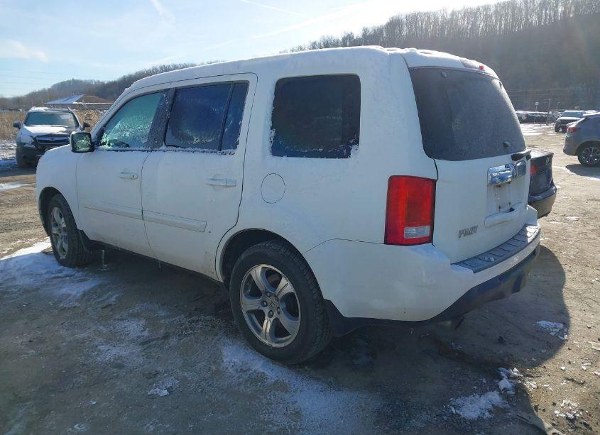 Photo 3 of 2013 Honda Pilot EX-L (VIN 5FNYF4H57DB083135)