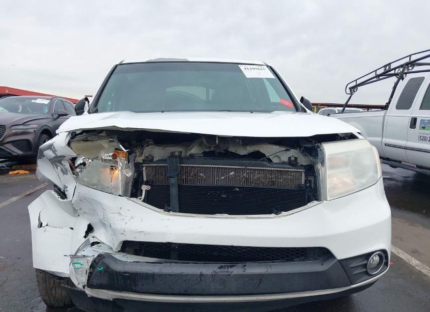 Photo 12 of 2014 Honda Pilot EX-L (VIN 5FNYF4H57EB032106)