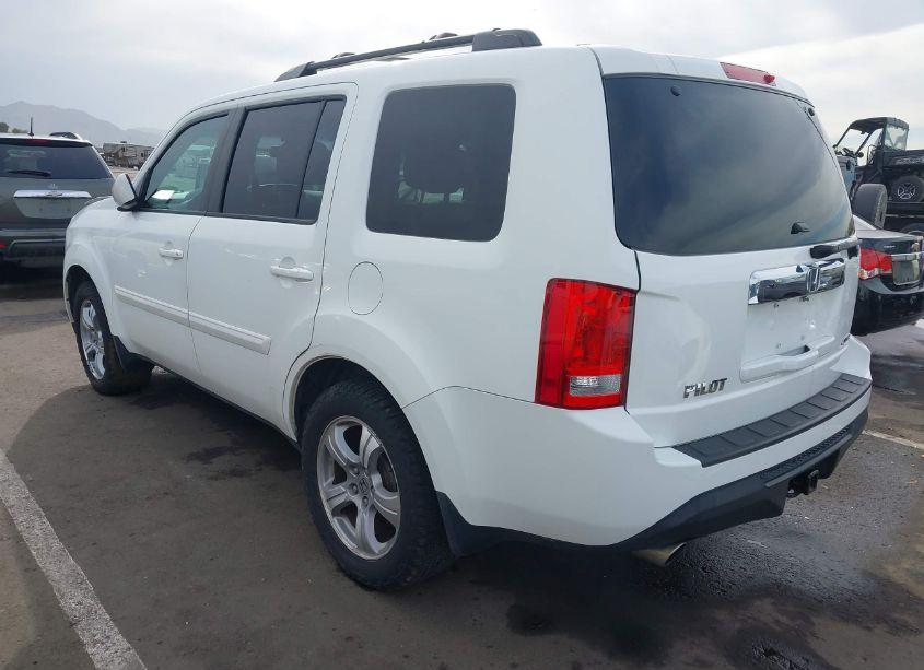 Photo 3 of 2014 Honda Pilot EX-L (VIN 5FNYF4H57EB032106)