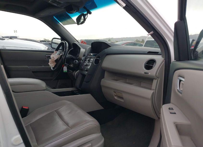 Photo 5 of 2014 Honda Pilot EX-L (VIN 5FNYF4H57EB032106)