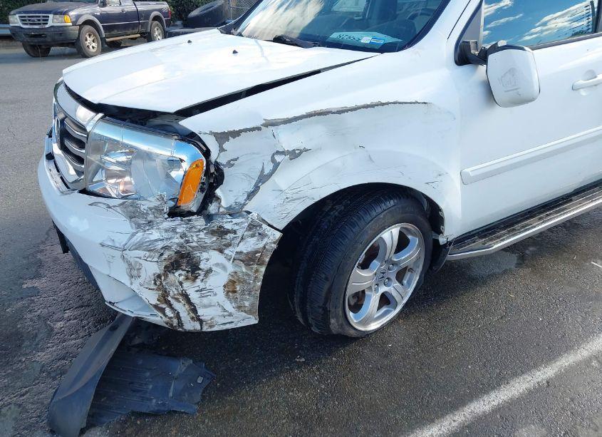 Photo 6 of 2015 Honda Pilot EX-L (VIN 5FNYF4H57FB041602)