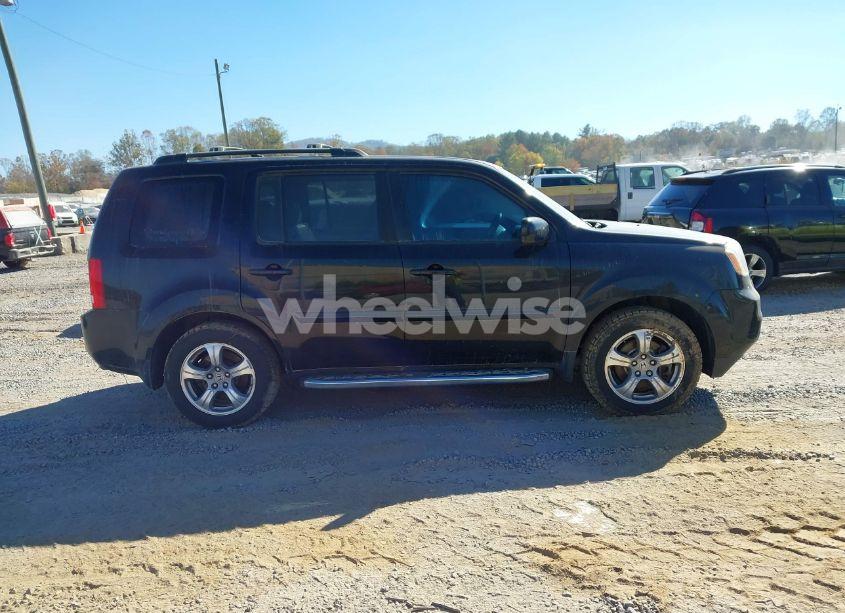 Photo 13 of 2015 Honda Pilot EX-L (VIN 5FNYF4H57FB041678)