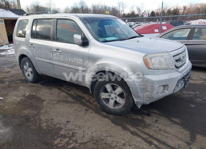 2011 Honda Pilot EX-L (VIN 5FNYF4H58BB031655) main photo