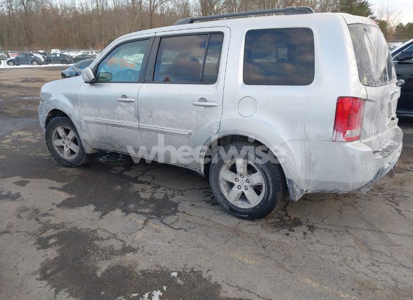 Photo 14 of 2011 Honda Pilot EX-L (VIN 5FNYF4H58BB031655)