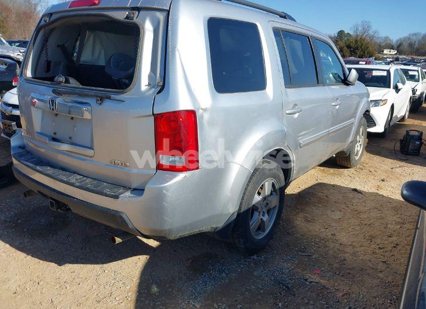 Photo 4 of 2011 Honda Pilot EX-L (VIN 5FNYF4H58BB034295)