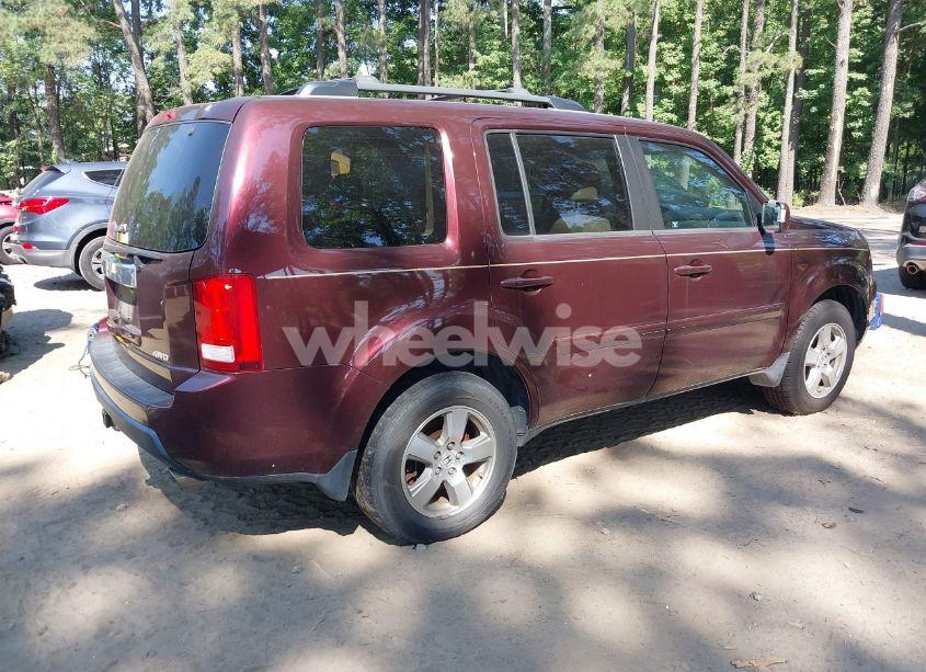 Photo 4 of 2011 Honda Pilot EX-L (VIN 5FNYF4H58BB066082)