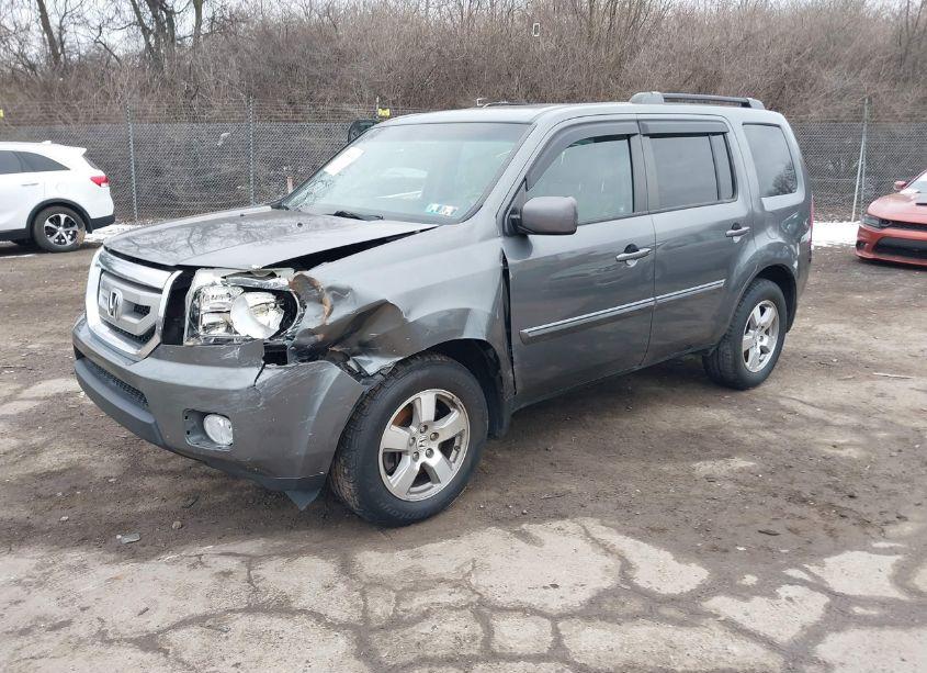 Photo 2 of 2011 Honda Pilot EX-L (VIN 5FNYF4H58BB083805)