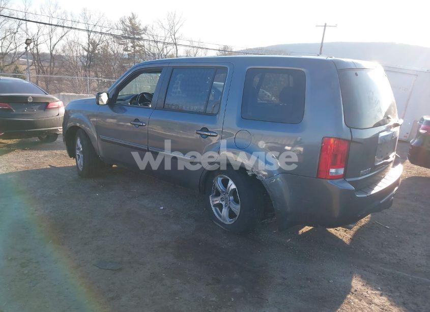 Photo 3 of 2012 Honda Pilot EX-L (VIN 5FNYF4H58CB033147)