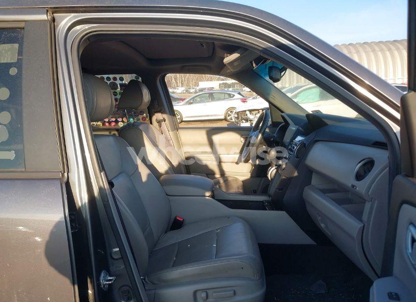 Photo 5 of 2012 Honda Pilot EX-L (VIN 5FNYF4H58CB033147)