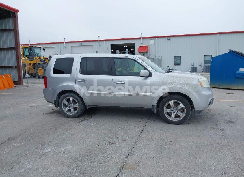 Photo 13 of 2012 Honda Pilot EX-L (VIN 5FNYF4H58CB037165)