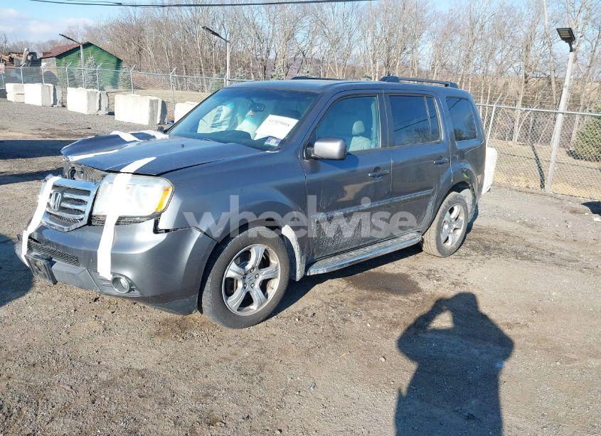 Photo 2 of 2012 Honda Pilot EX-L (VIN 5FNYF4H58CB044682)