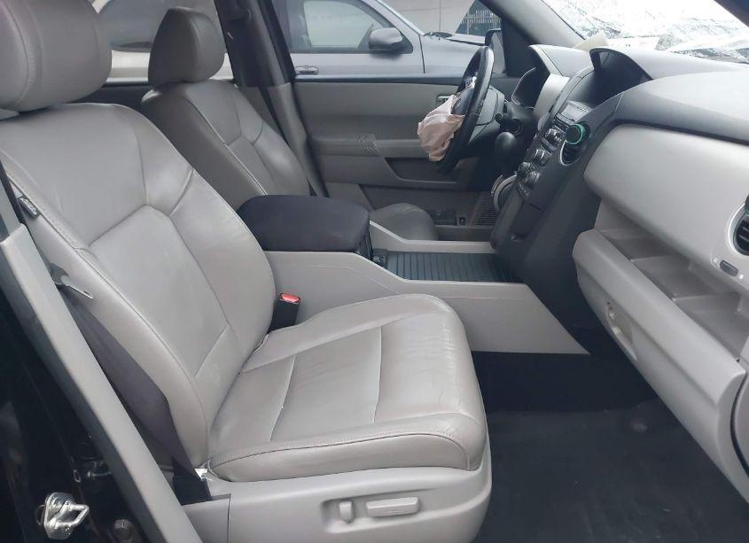 Photo 5 of 2013 Honda Pilot EX-L (VIN 5FNYF4H58DB003440)